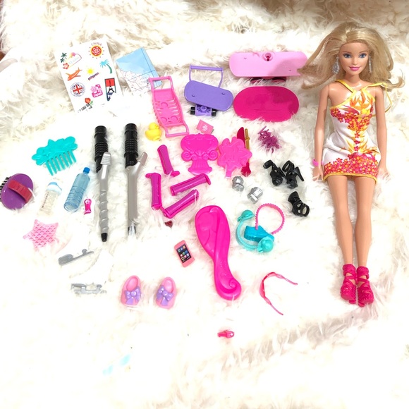 BARBIE MATTEL (2013) and hair accessories - Picture 2 of 6